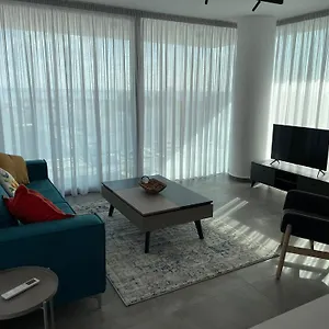 https://gaia-seaview-apartment-1.larnacahotels.org